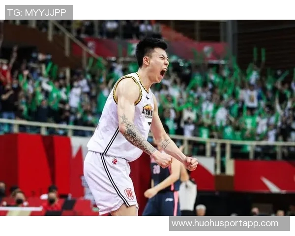 何文炜关键时刻表现出色全场贡献10分6板6助3断助力球队胜利 何文炜关键时刻表现出色全场贡献10分6板6助3断助力球队胜利