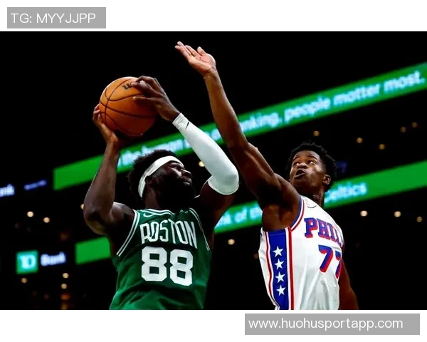 76人新星埃奇库姆表现出色15投6中斩获15分6篮板8助攻3抢断1盖帽