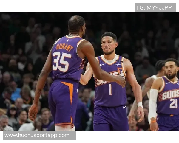 布克谈新赛季期待与责任感受领袖角色的重要性与挑战