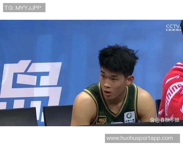 米奇称赞文班在关键时刻投进三分球球员表现至关重要