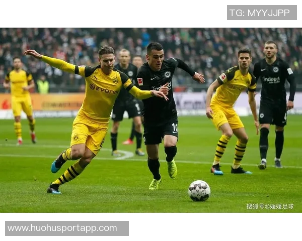 多特蒙德半场领先弗赖堡本塞拜尼进球丘库埃梅卡射门中柱